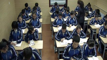 人教版八年级英语下册 Uuit3 Could you please clean your room(Section A)教学视频