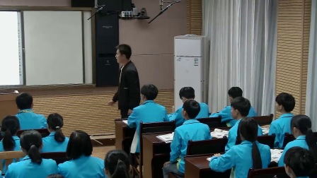 初中思品教科版道德与法治九年级上册《第十七课 战争与和平》广西甘海林